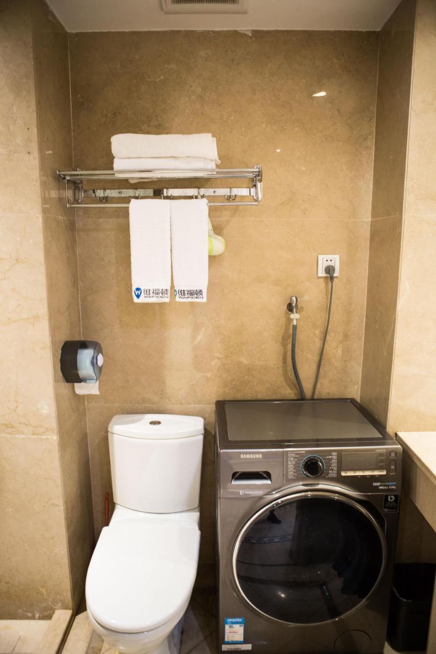 WAIFIDEN Guangzhou HaiZhu Square WanYi Apartment Extérieur photo