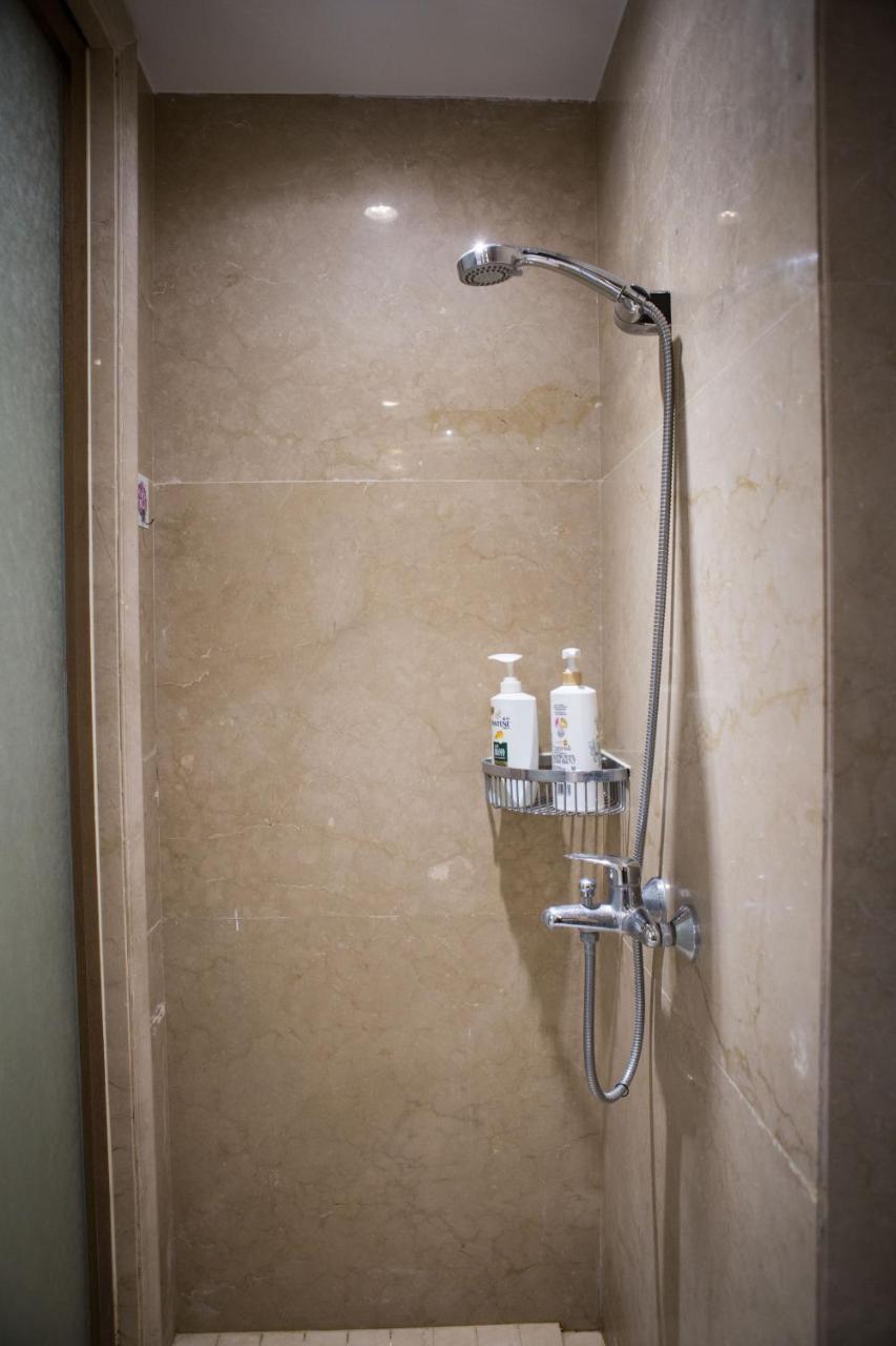 WAIFIDEN Guangzhou HaiZhu Square WanYi Apartment Extérieur photo