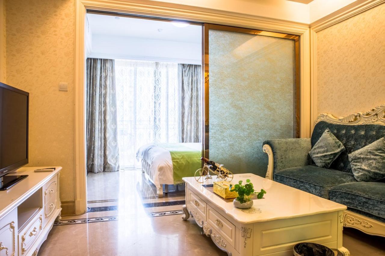 WAIFIDEN Guangzhou HaiZhu Square WanYi Apartment Extérieur photo